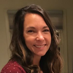 Meet your Posher, Nora